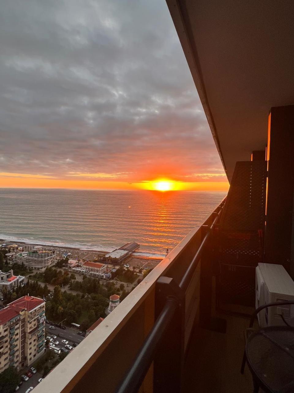 Orbi City Seaview Batumi Kültér fotó